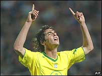 Kaká comemora gol contra a Hungria