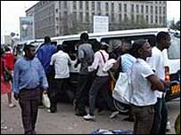 Manifestantes em Maputo