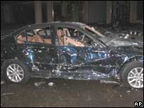 Carro danificado em explosão em Sharm el-Sheik