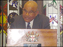 रिजर्व बैंक गवर्नर वाईवी रेड्डी