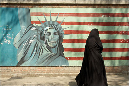 تبلیغات ضد آمریکایی در خیابان