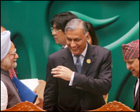 شوکر عزیز اور منموہن سنگھ