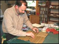 Robert J. Lang trabalhando - Foto: cortesia Robert J. Lang