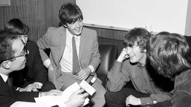 Sergio Gazzarrini, Ringo Starr, Paul McCartney, John Lennon e George Harrison.