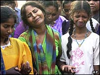 ویراپن کی اہلیہ اور بیٹیاں