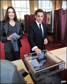 sarkozybruniafp226l.jpg