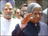 मनमोहन सिंह और ए पी जे अब्दुल कलाम