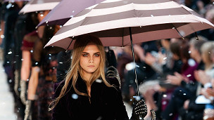 英国名牌巴宝莉