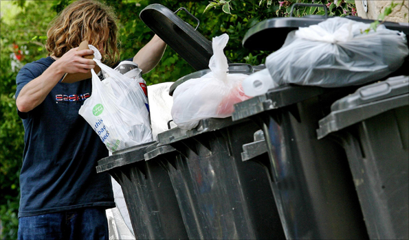 Filling kerbside wheelie bins