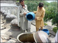 استحصال عرق و تيل گلاب