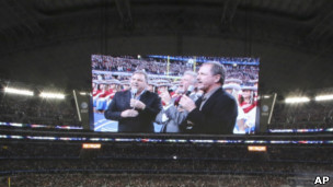 Televisión gigante en el estadio de los Vaqueros de Dallas