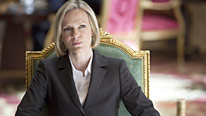 Ros (Hermione Norris) is caught in the crossfire