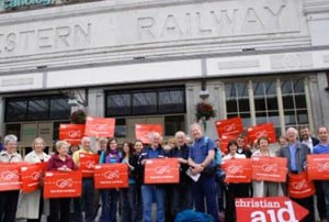 Cychwyn o Orsaf Caerdydd