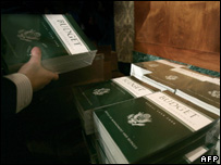 Orçamento é o primeiro a ser apresentado por Bush a um Congresso dominado por democrata