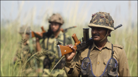 Soldados indios (Foto: AP)