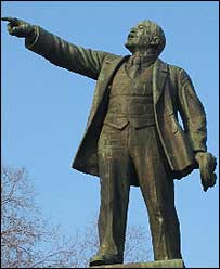 Lênin đã chỉ lối cho toàn bộ xã hội Liên Xô trong nhiều thập niên