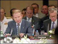 Кучма на саміті НАТО в Стамбулі