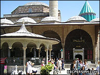 آرامگاه مولانا و خانواده او در قونیه