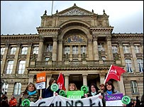 Strikers in Victoria Square
