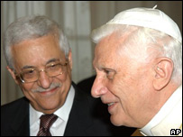 Mahmoud Abbas e o papa Bento 16 após encontro no Vaticano 