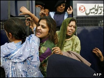 بازداشت طرفداران بوتو