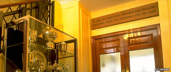 Two lines from Kipling's If above door of Centre Court