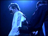 Jonny Marx gets tied up for his Houdini escape