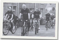 Alun Ffred Jones, AC yn arwain y daith