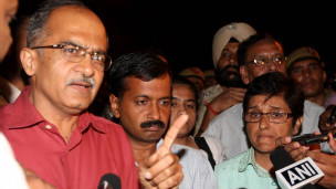 प्रशांत भूषण, अरविंद केजरीवाल और किरण बेदी