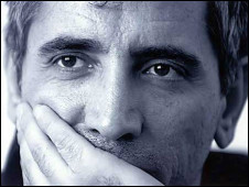 محسن مخملباف کارگردان فیلم"مدرسه ای که باد برد"