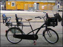 Болаларни олиб юриш ва бозор-ўчарга мослаштирилган велосипед