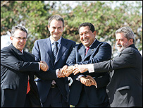 Uribe, Zapatero, Chávez e Lula em Ciudad Guayana (foto:Ricardo Stuckert/PR)