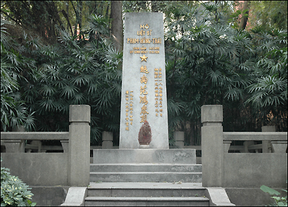 Mộ của Phạm Hồng Thái