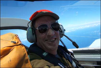 Manuel Queiroz - round the world pilot 