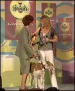 Gabby Roslin presenting Bobby's award