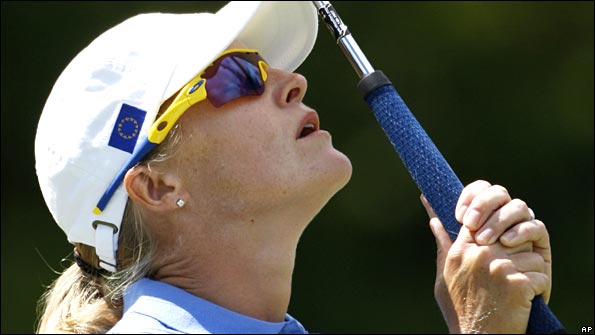 Europe's Janice Moodie misses a putt