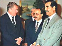 صدام و ژرينفسکی (چپ)