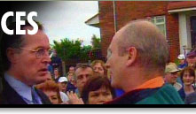 Image of Gerry Kelly and Billy Hutchinson confronting each other