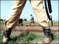 Pakistan-Afganistan sınırı