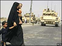 Irácká žena s dětmi