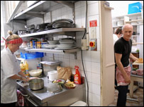 真人秀《餐馆》剧照