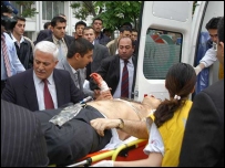 Danıştay'ın önünde ambulans