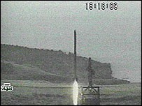 Imagens de TV de um teste de míssil anterior feito pela Coréia do Norte