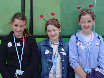 Angharad, Scarlett a Llio