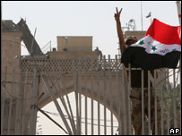 Basra'da İngiliz askerleri