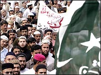 पैगंबर मोहम्मद के कार्टूनों के विरोध में प्रदर्शन