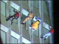 Bristol Carnival 1987 - abseiling down Avon House