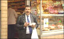 Carl Chinn eats his faggots and peas