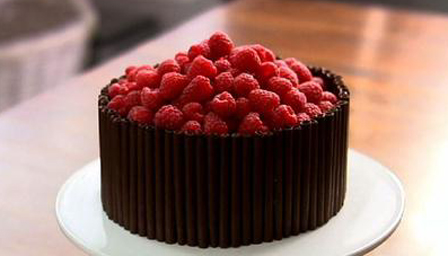 Chocolate cigarillo cake