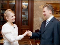 Юлія Тимошенко та голова правління Газпрому Алексєй Міллер під час зустрічі в Москві. Фото Укрінформ